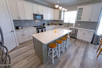 612 E Gulf Blvd in Panama City Beach, FL - Building Photo - Building Photo