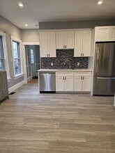 26 Highland Ave in Braintree, MA - Building Photo - Building Photo