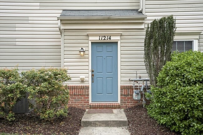 11214 Wortham Crest Cir in Manassas, VA - Building Photo - Building Photo