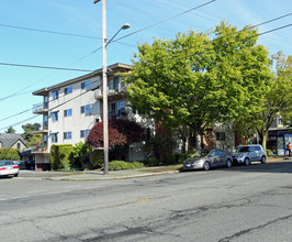 Norseman Apartments in Seattle, WA - Foto de edificio - Building Photo