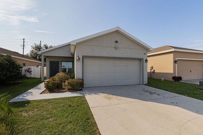 property at 2905 Whispering Trails Dr