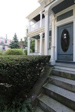 4 Forest St, Unit 1 in Cambridge, MA - Building Photo - Building Photo