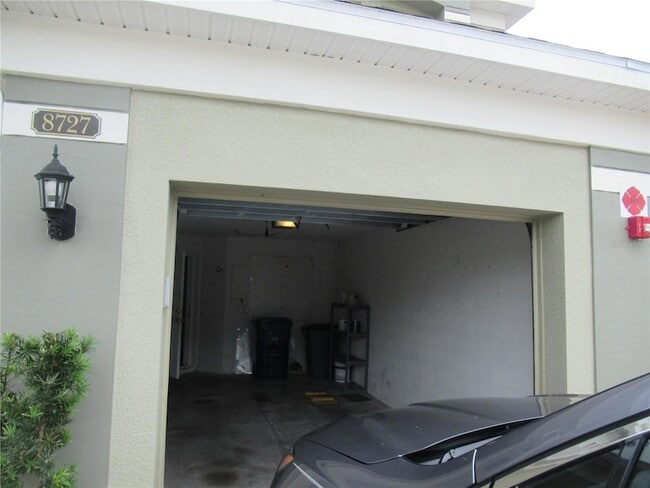 8727 Karpeal Dr, Unit 1005 in Sarasota, FL - Building Photo - Building Photo