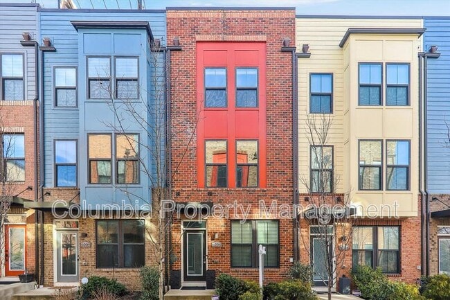property at 6206 Enquirer St