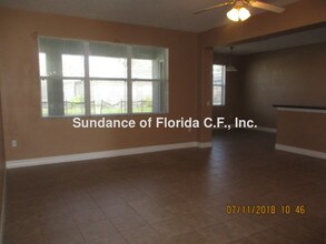 1022 Berkeley Dr in Kissimmee, FL - Building Photo - Building Photo