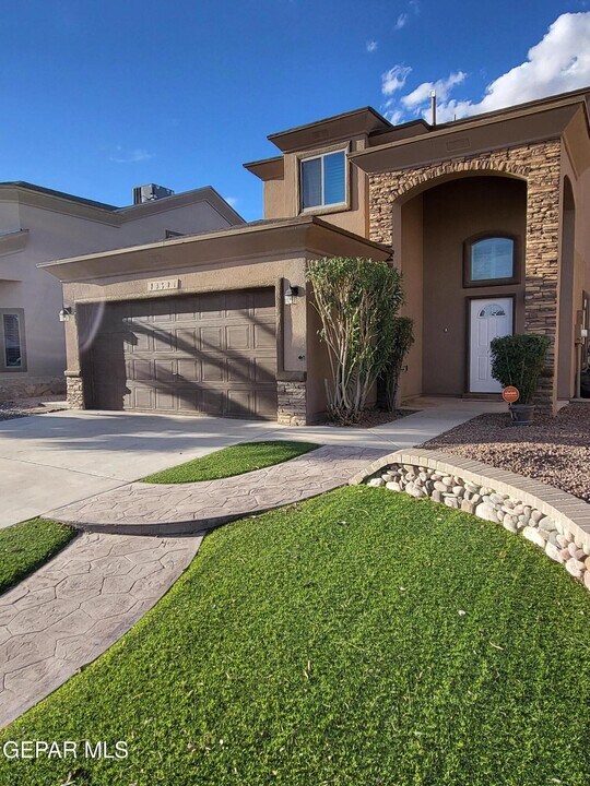 14681 Spanish Point Dr in El Paso, TX - Building Photo