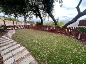 8852 Carmir Dr in Santee, CA - Building Photo - Building Photo