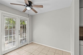 2202 16th Ave N in Texas City, TX - Building Photo - Building Photo