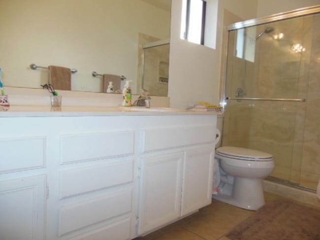 13322 Sparren Ave in San Diego, CA - Building Photo - Building Photo