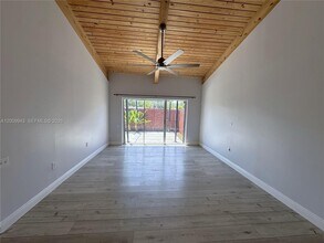 13640 SW 102nd Ln in Miami, FL - Building Photo - Building Photo