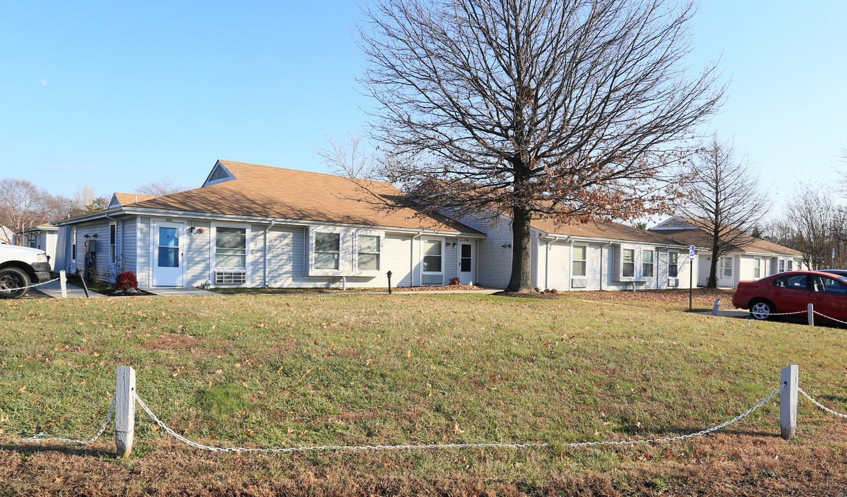 Stevensville Village in Chester, MD - Building Photo