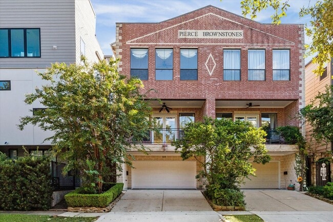 property at 1231 W Pierce St