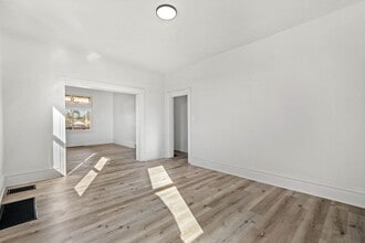 115 W Cherryhill St in Pittsburgh, PA - Building Photo - Building Photo