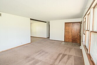 422 Cottam Ave in Wheeler, IN - Building Photo - Building Photo