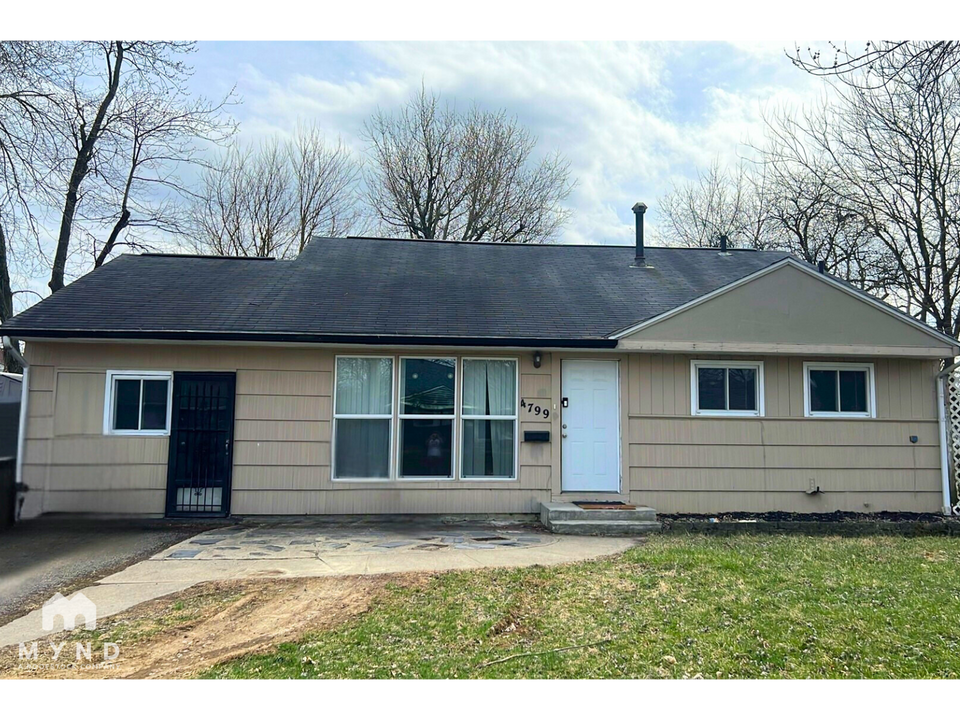 4799 McAllister Ave in Columbus, OH - Building Photo