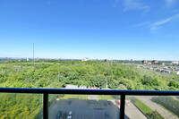 Castle Hill in Ottawa, ON - Building Photo - Building Photo