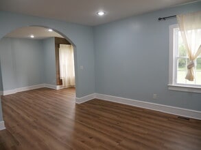 208 Vineyard Rd in Atco, NJ - Building Photo - Building Photo