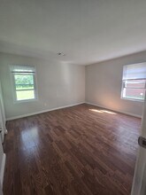 996 Brookcrest Dr in Mason, OH - Building Photo - Building Photo