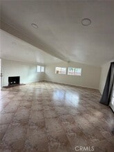 957 S Salem St in Anaheim, CA - Building Photo - Building Photo