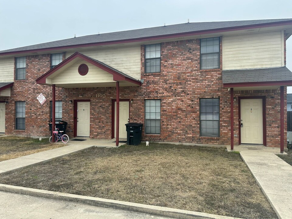 1105 Leslie Cir in Killeen, TX - Building Photo