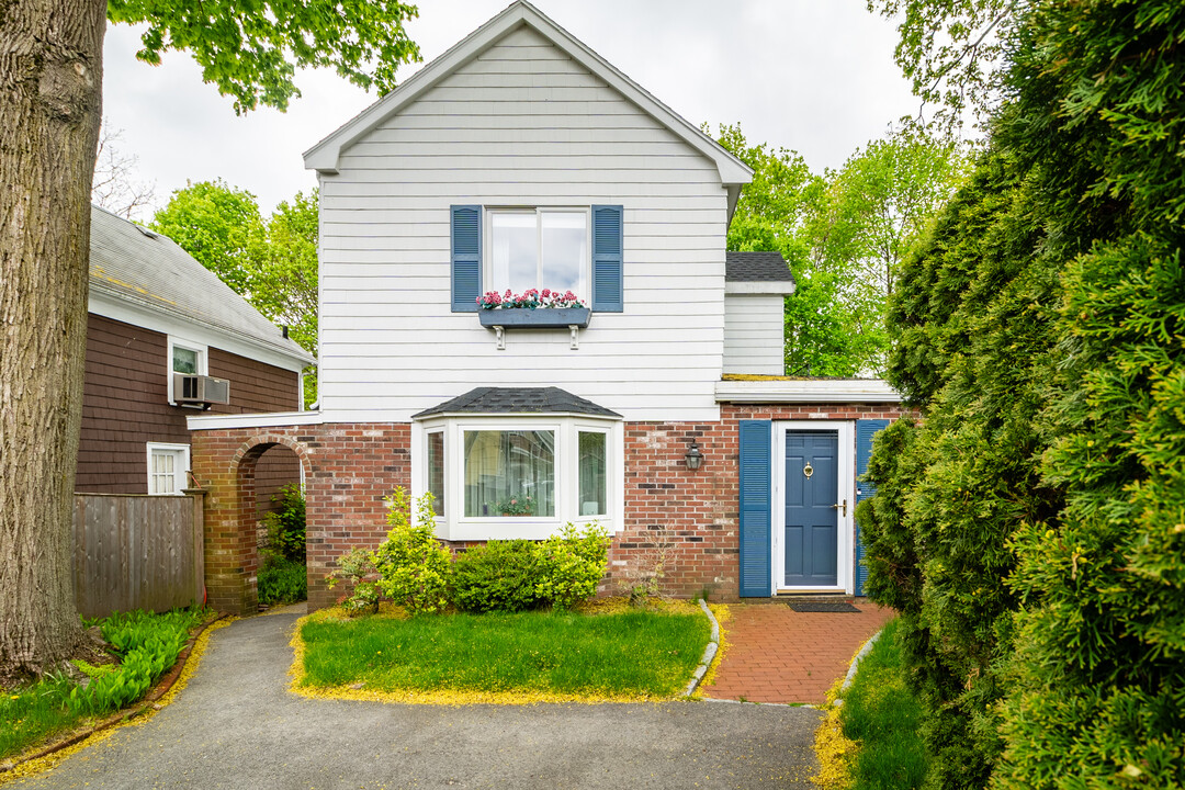 23 Lovett St in Beverly, MA - Foto de edificio