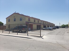 Hidden Grove in El Paso, TX - Building Photo - Building Photo