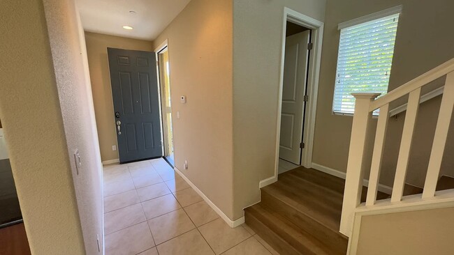 2501 Chuck Hammond Dr in Fairfield, CA - Building Photo - Building Photo