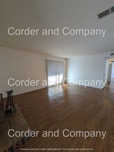 6065 McKinney Dr NE in Albuquerque, NM - Foto de edificio - Building Photo