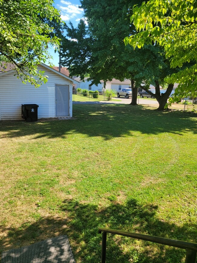 516 Longfield Ave, Unit 1 in Louisville, KY - Building Photo - Building Photo