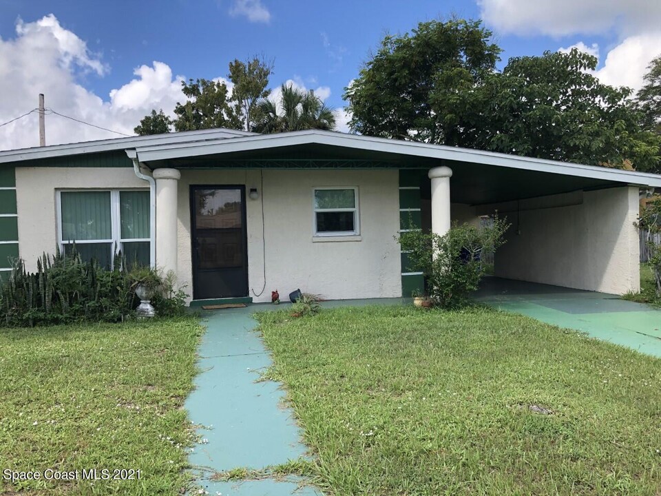 1251 Alsup Dr in Rockledge, FL - Building Photo