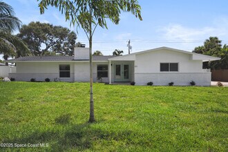 311 12th Terrace in Indialantic, FL - Building Photo - Building Photo