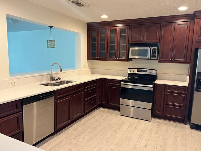 3948 Meadowview Dr N-Unit -3948 Meadowview Dr N in Jacksonville, FL - Building Photo - Building Photo