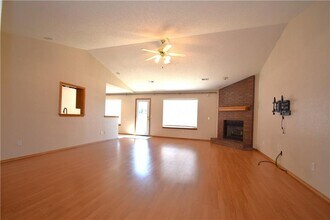 1500 SE 21st St in Bentonville, AR - Foto de edificio - Building Photo
