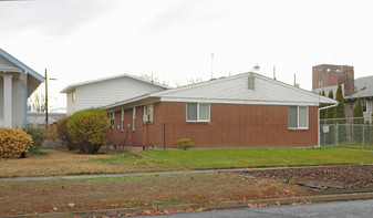 210 S 8th Ave in Yakima, WA - Building Photo