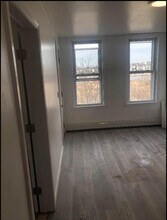 116 Falcon St in Boston, MA - Building Photo - Building Photo