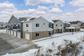 Limestone Hills in Dodgeville, WI - Foto de edificio - Building Photo