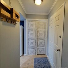 22 Essex Ct in Brookfield, CT - Building Photo - Building Photo