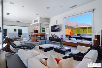 1947 S Joshua Tree Pl in Palm Springs, CA - Building Photo - Building Photo