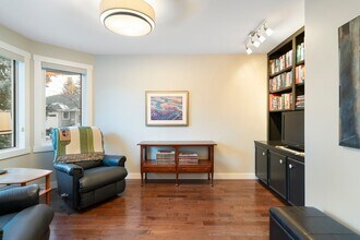 23 Hawkside Park NW in Calgary, AB - Building Photo - Building Photo