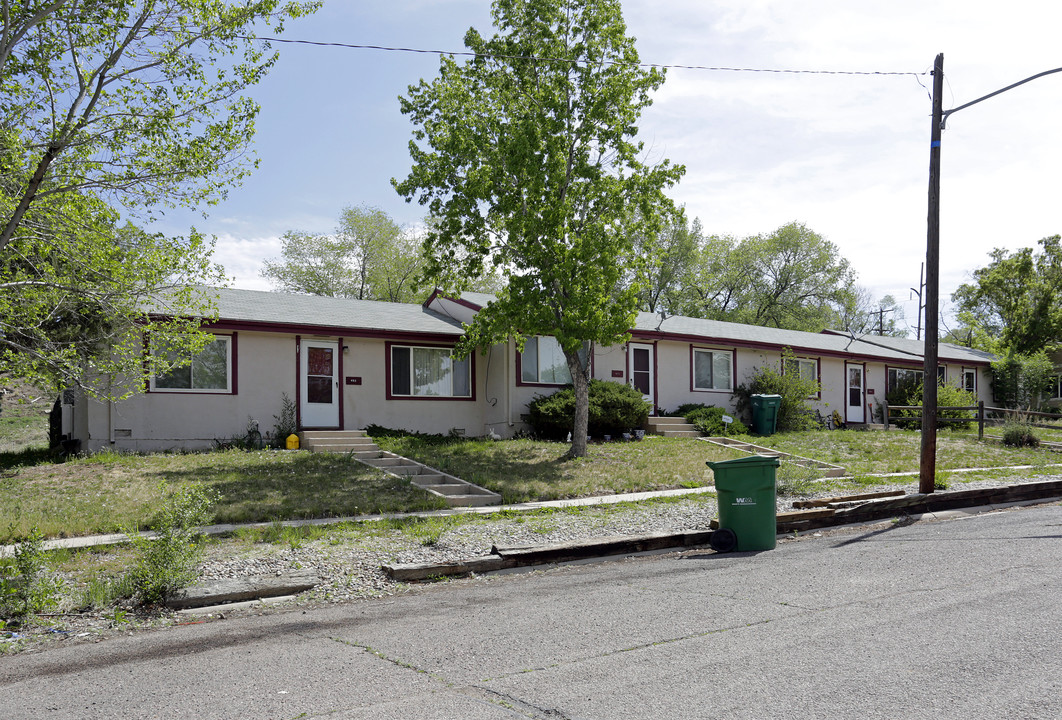 426 Glen View Ct in Colorado Springs, CO - Foto de edificio