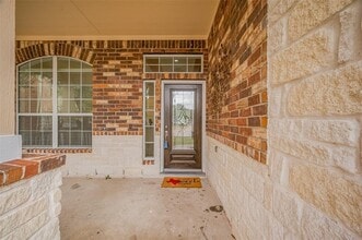 10714 Barker Lake in Cypress, TX - Building Photo - Building Photo