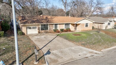 1212 Tulane Dr in Denton, TX - Foto de edificio - Building Photo