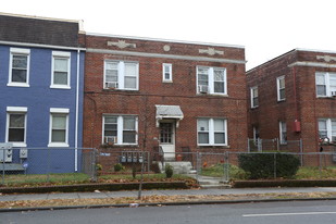 1633 W Virginia Ave NE in Washington, DC - Building Photo