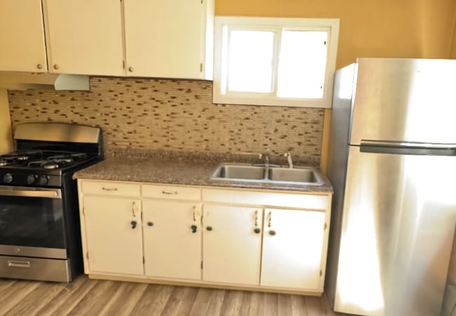 property at 919 7th St
