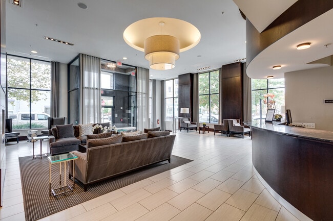 property at 1111 Oronoco St