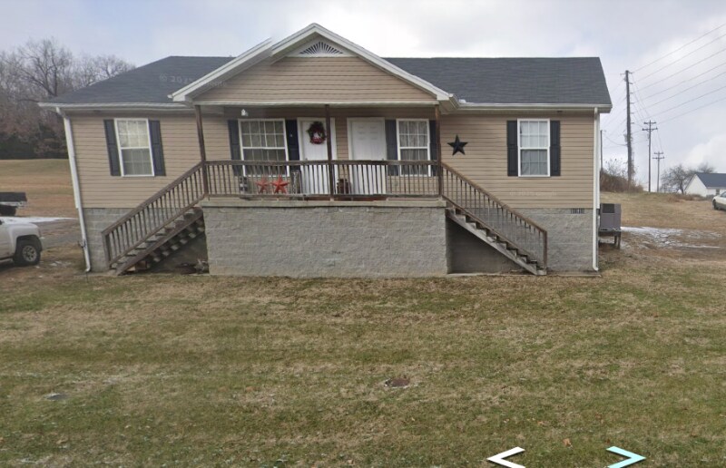21-23 Emery Dr in Scottsville, KY - Building Photo