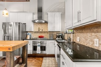 15058 Lake Paula Dr in Willis, TX - Building Photo - Building Photo