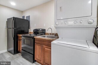 7602 Mezmer Ln in Clinton, MD - Building Photo - Building Photo