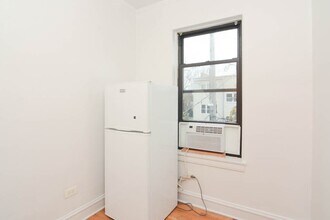 4856 N Damen Ave in Chicago, IL - Building Photo - Building Photo