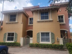 4915 Tradewinds Ter in Fort Lauderdale, FL - Building Photo - Building Photo